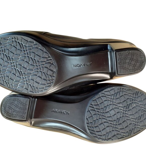 Aravon Slip On Loafer Womens Size 9 Black Leather Stretch Heels - Picture 3 of 4